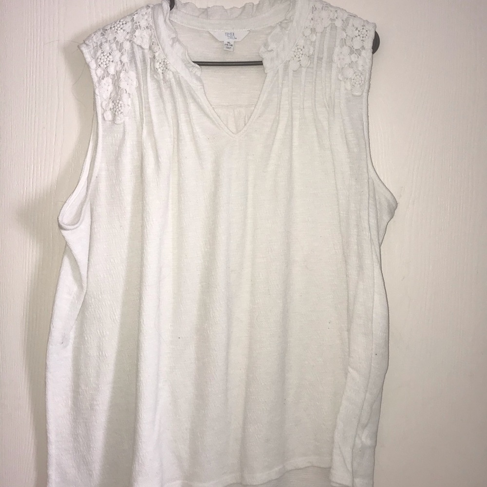 White sleeveless-  lace flowers on shoulder 16/18